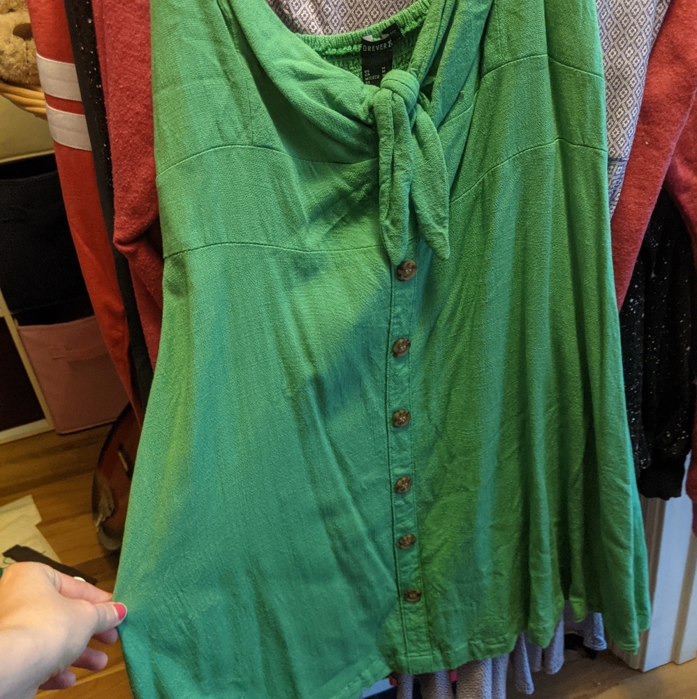 Forever 21 green front tie cami dress - Picture 2 of 4